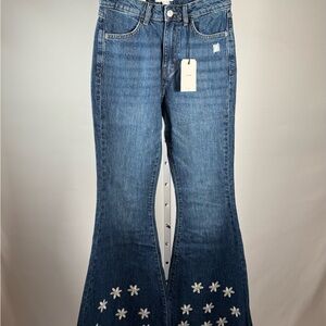 Forever 21 Size 30 Denim Flare Jeans with Daisy Bottoms